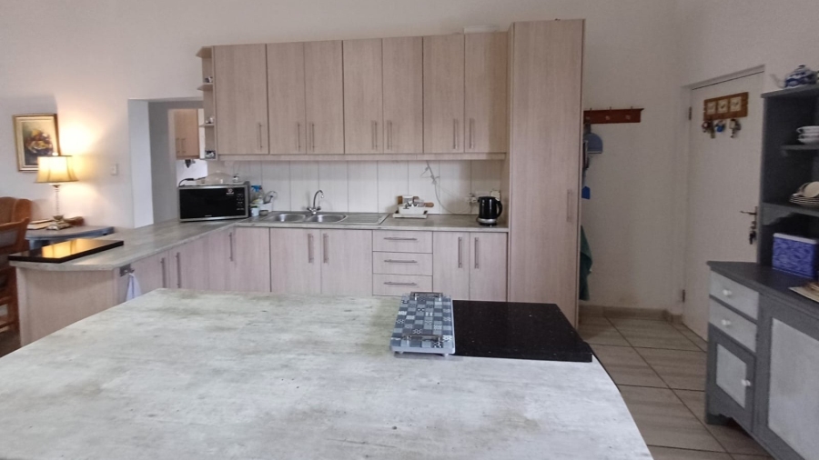 3 Bedroom Property for Sale in Britannia Bay Western Cape